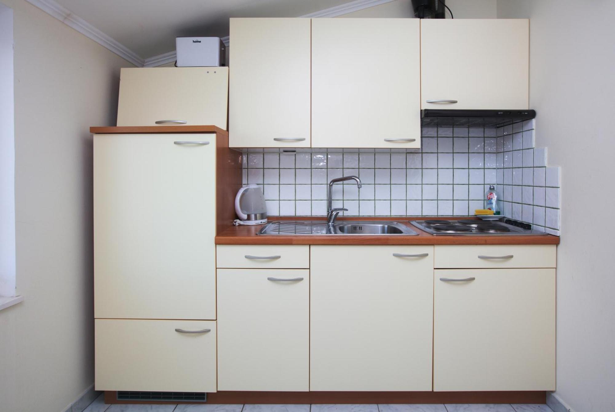 Family Friendly Seaside Apartments Brodarica, Sibenik - 15270 Bagian luar foto