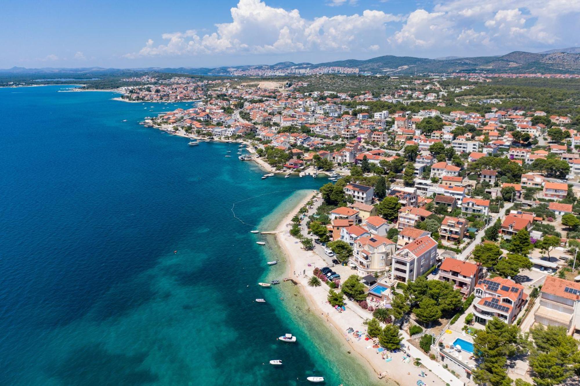 Family Friendly Seaside Apartments Brodarica, Sibenik - 15270 Bagian luar foto
