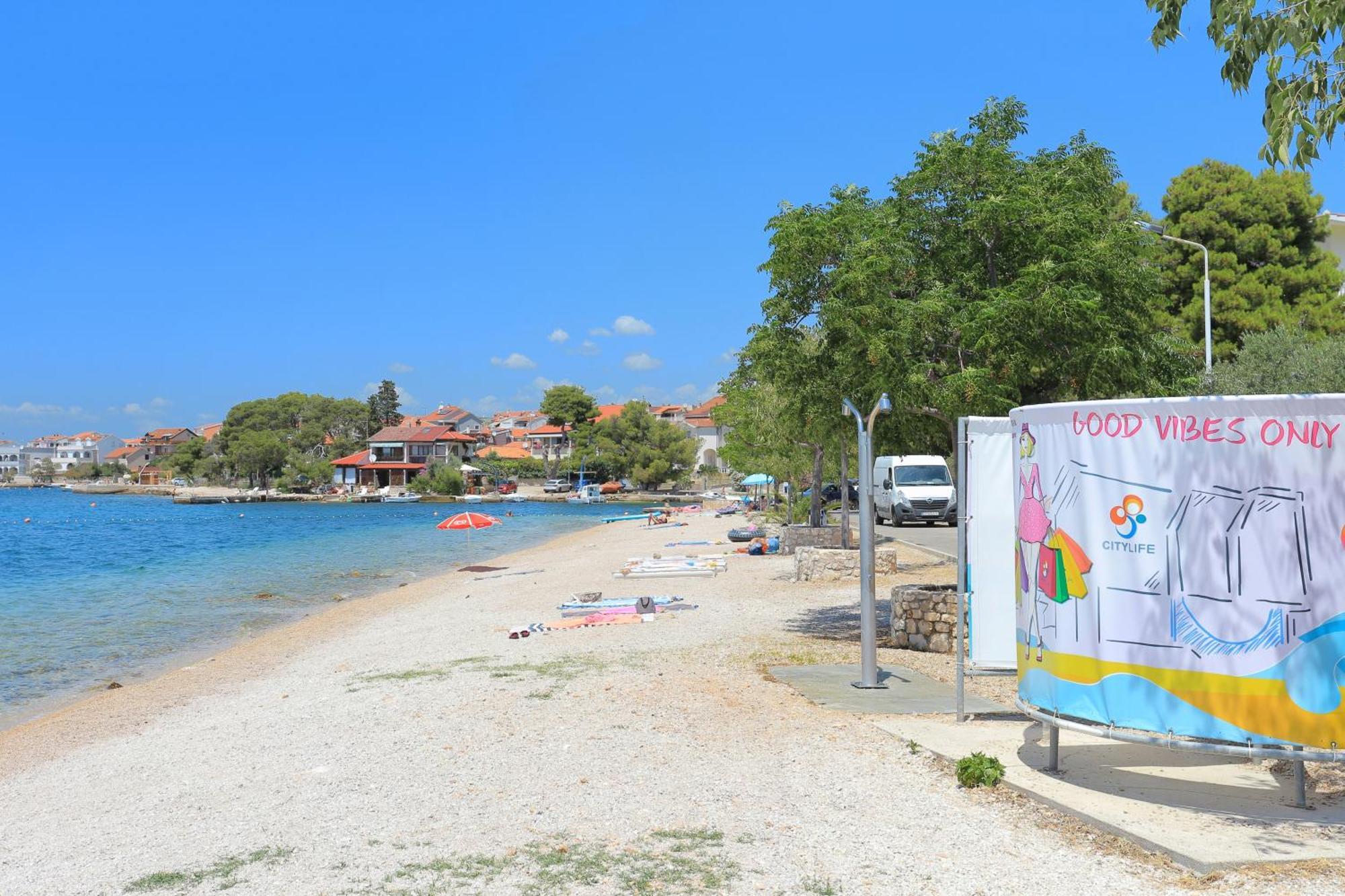 Family Friendly Seaside Apartments Brodarica, Sibenik - 15270 Bagian luar foto