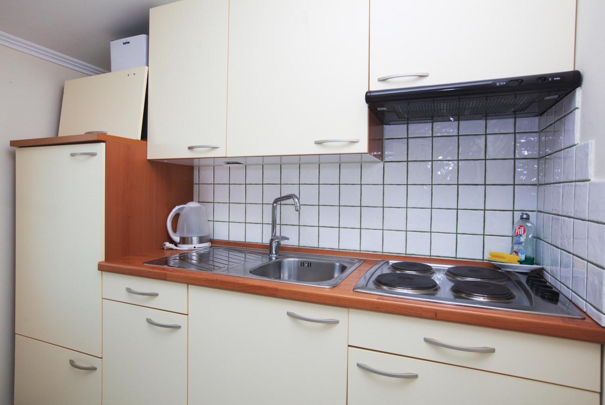 Family Friendly Seaside Apartments Brodarica, Sibenik - 15270 Ruang foto