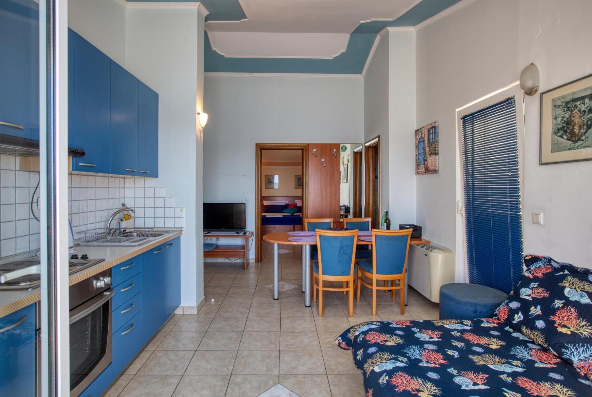 Family Friendly Seaside Apartments Brodarica, Sibenik - 15270 Ruang foto