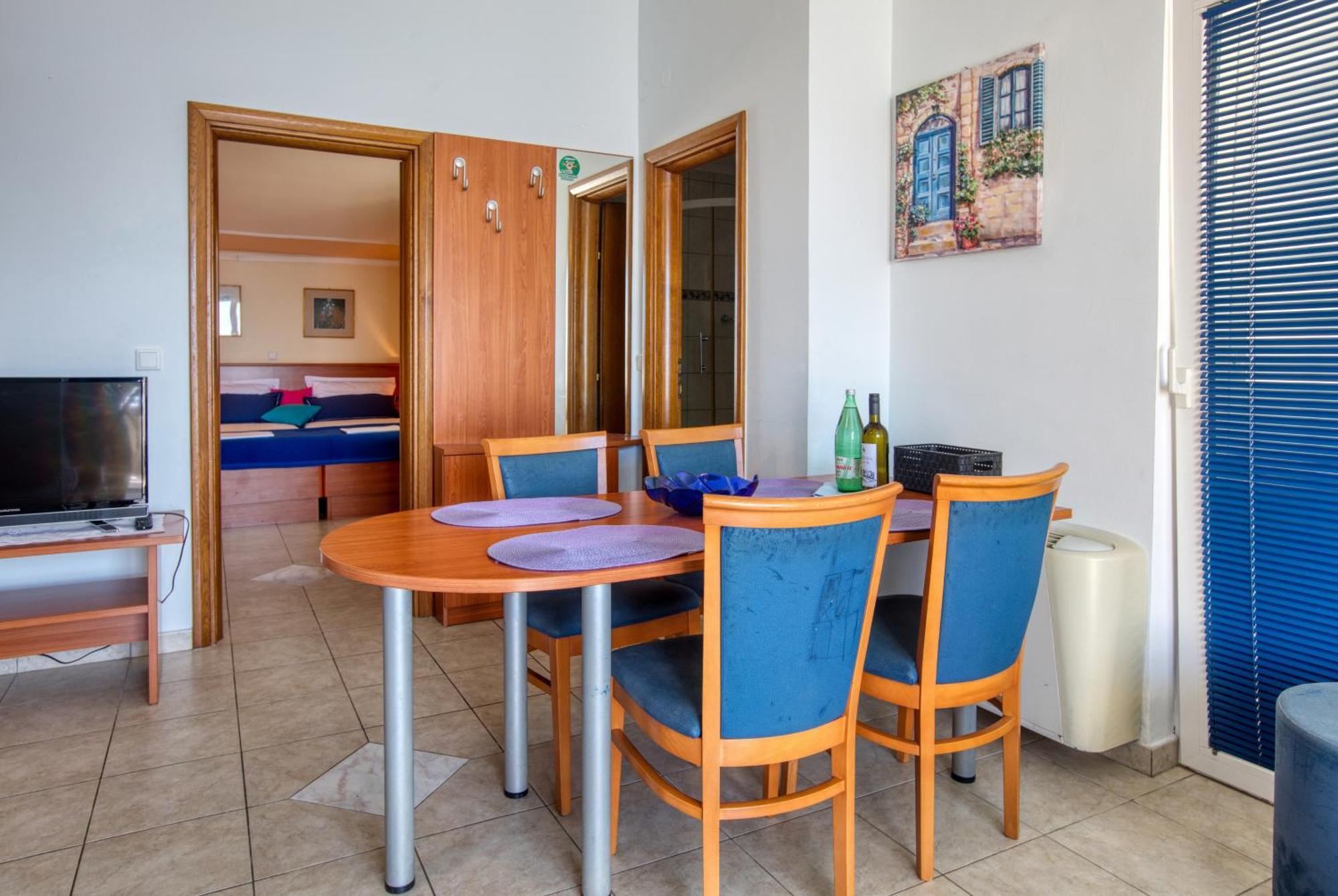 Family Friendly Seaside Apartments Brodarica, Sibenik - 15270 Ruang foto