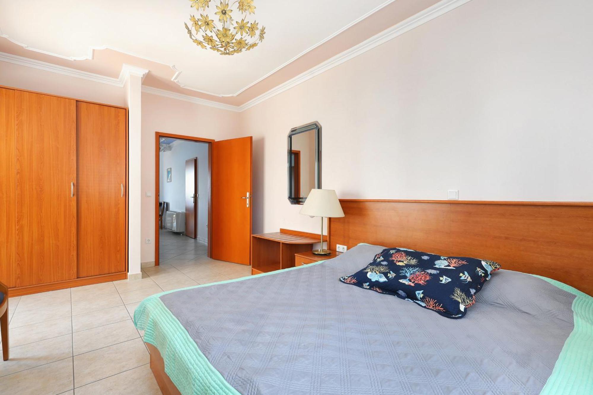 Family Friendly Seaside Apartments Brodarica, Sibenik - 15270 Ruang foto