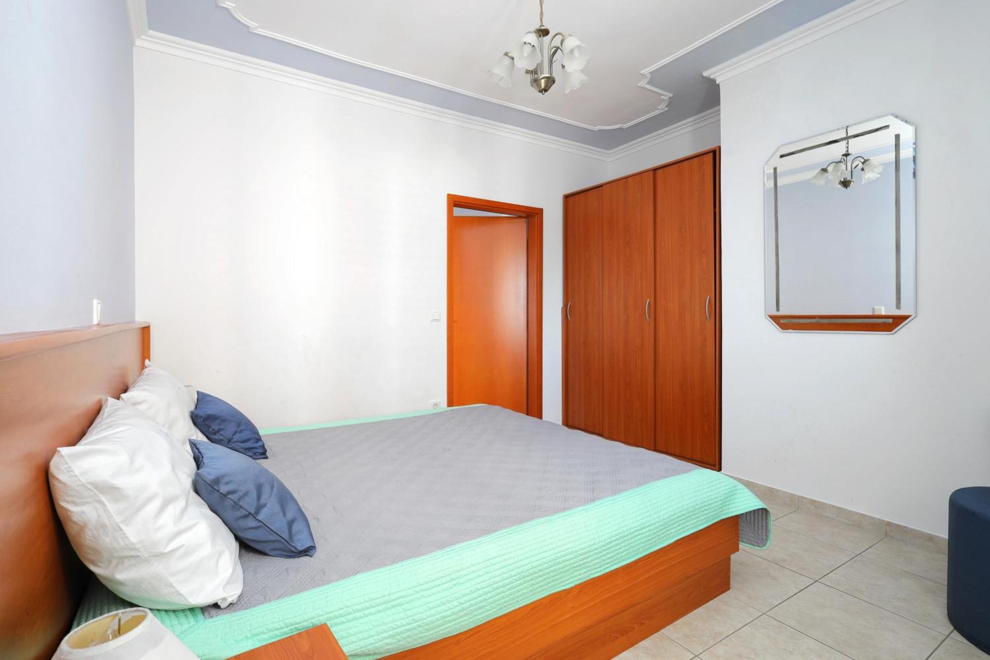 Family Friendly Seaside Apartments Brodarica, Sibenik - 15270 Ruang foto
