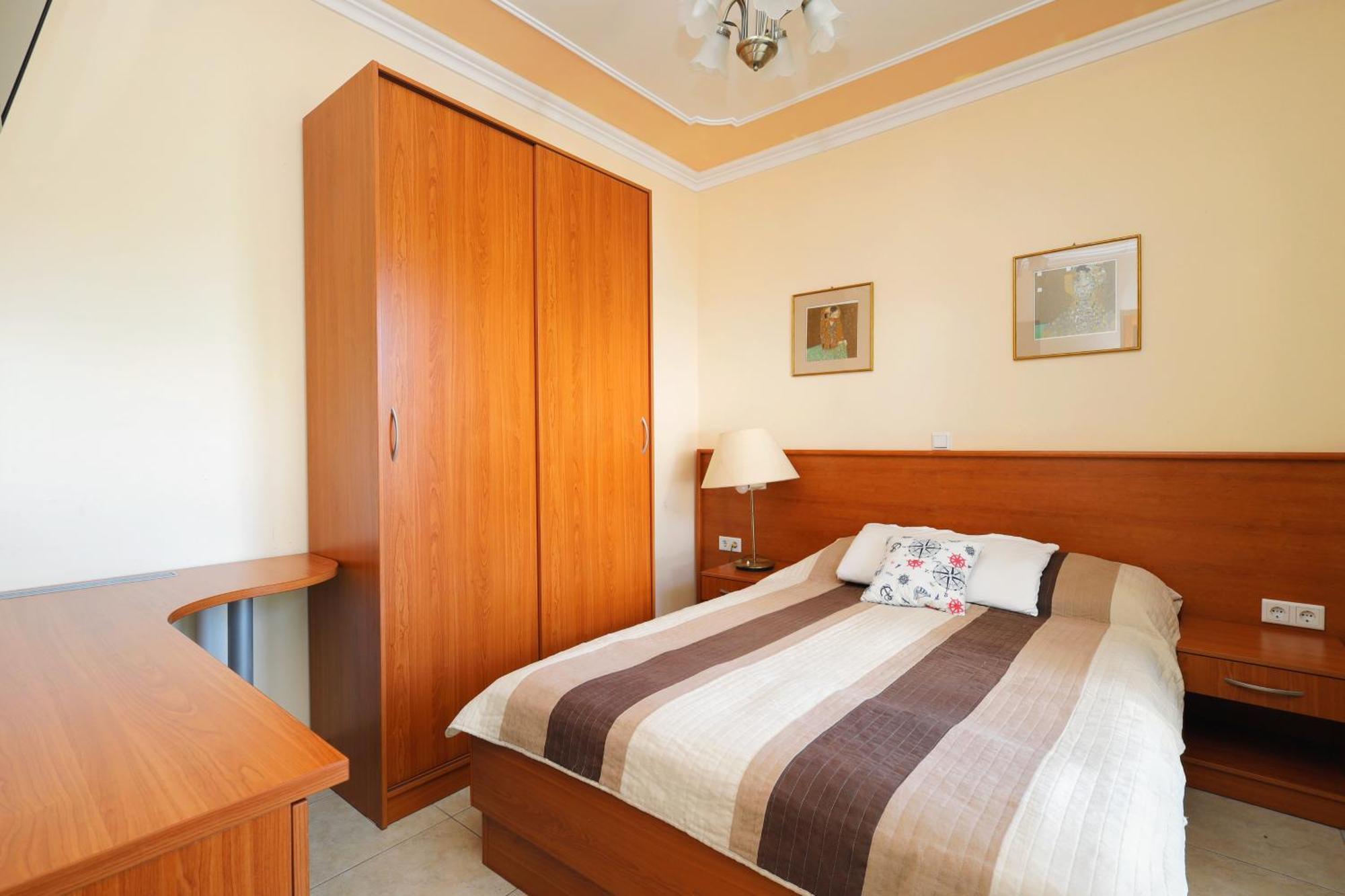 Family Friendly Seaside Apartments Brodarica, Sibenik - 15270 Ruang foto